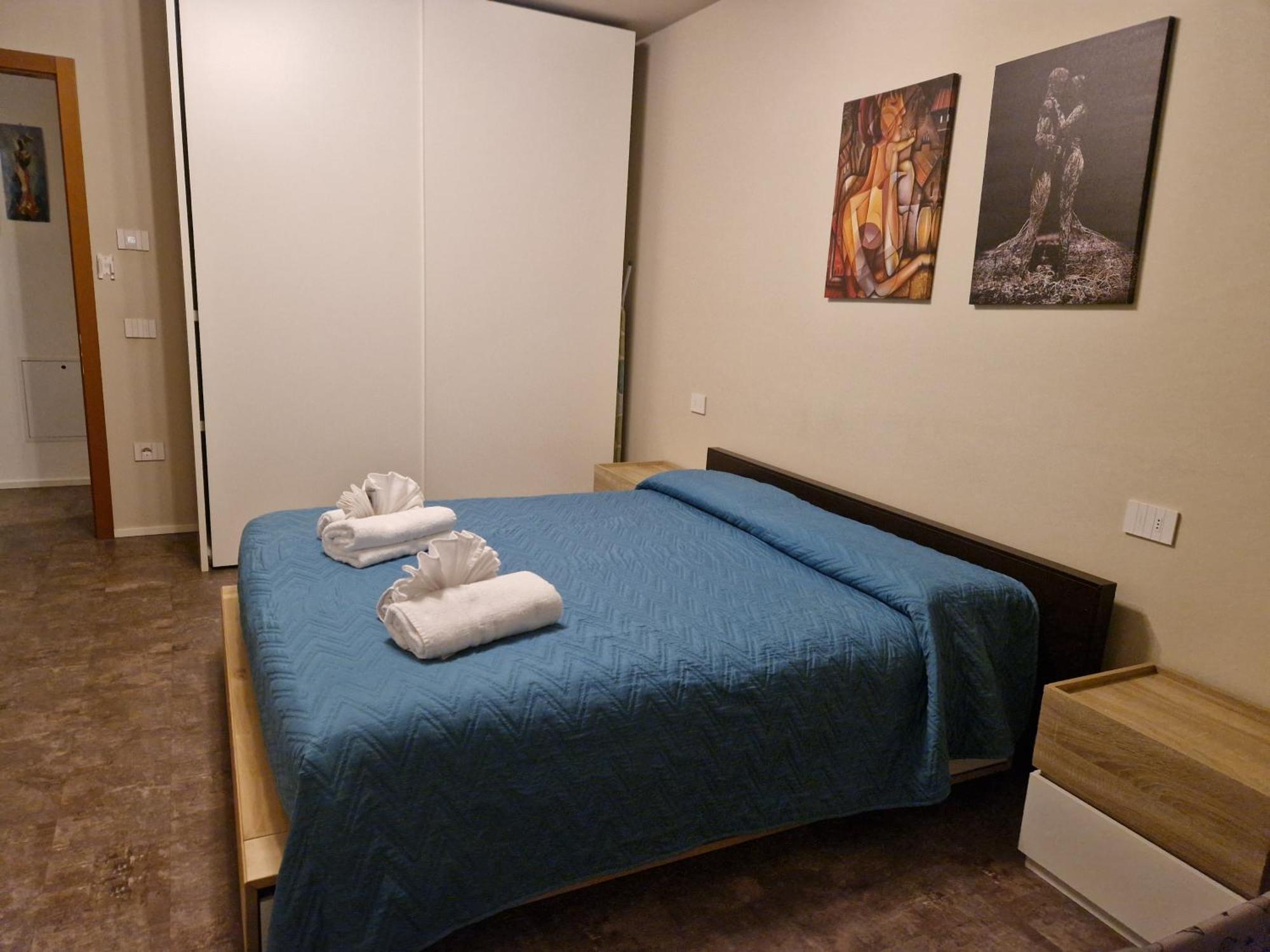Infinite Blue Appartement Riva del Garda Kamer foto